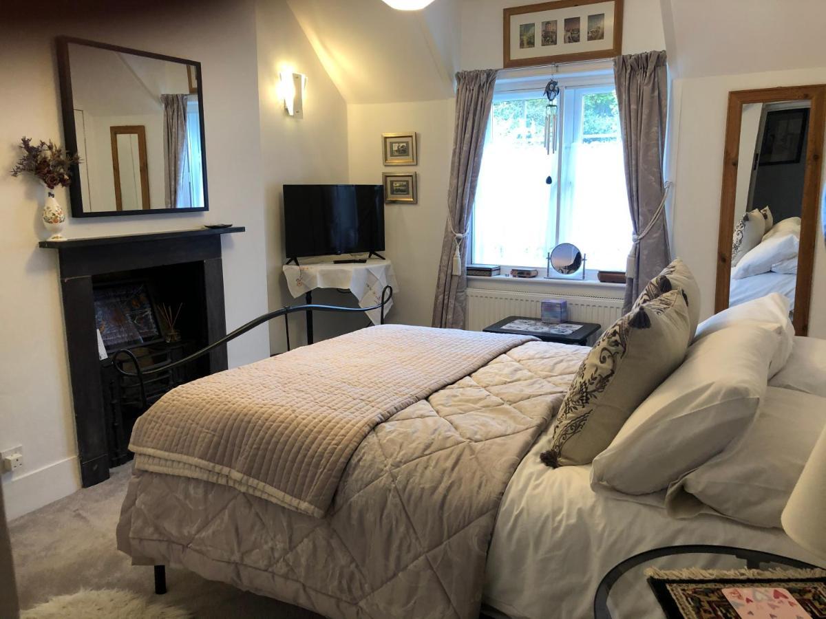 Sunshine Cottage Studley  Buitenkant foto